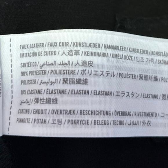 NEW Abercrombie & Fitch Black Vegan Faux Leather High Waist Bermuda Shorts Sz S - Picture 5 of 5